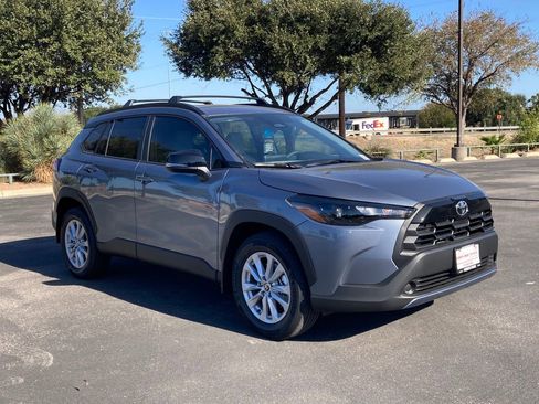 New 2026 Toyota Corolla Cross LE FWD image 3