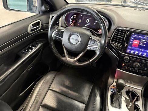 Used 2019 Jeep Grand Cherokee Limited w/ Luxury Group II RWD image 16
