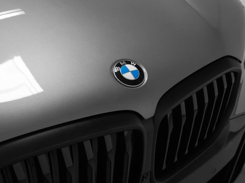 Used 2026 BMW X5 xDrive40i w/ M Sport Package AWD/4WD image 18