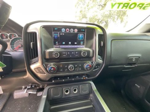 Used 2015 Chevrolet Silverado 1500 LT w/ LT Convenience Package AWD/4WD image 4