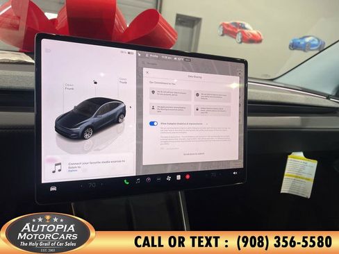 Used 2026 Tesla Model Y 2WD image 27