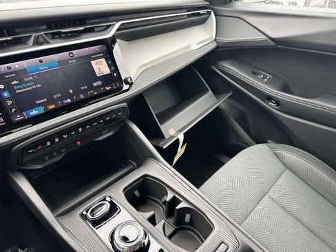 New 2026 Jeep Cherokee Laredo image 12