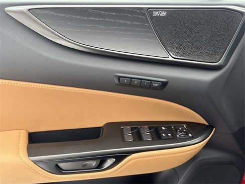 Used 2025 Lexus NX 350 AWD w/ Luxury Package image 18