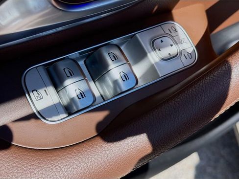 Used 2024 Mercedes-Benz GLE 450 4MATIC image 23