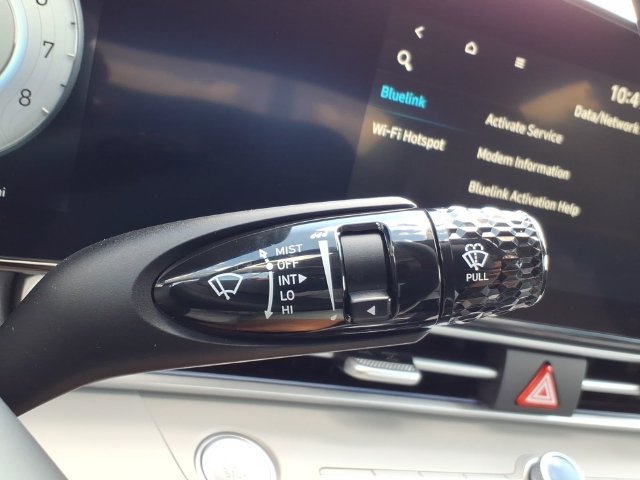 New 2026 Hyundai Elantra Limited FWD image 29