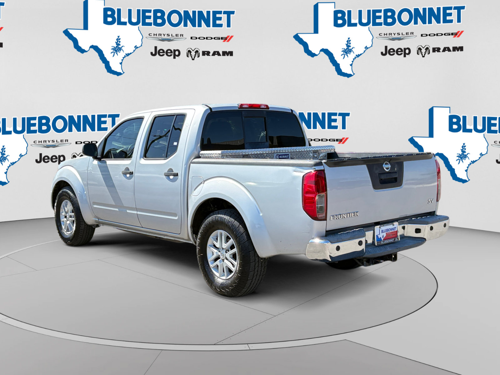 Used 2016 Nissan Frontier SV w/ SV Value Truck Package RWD image 7