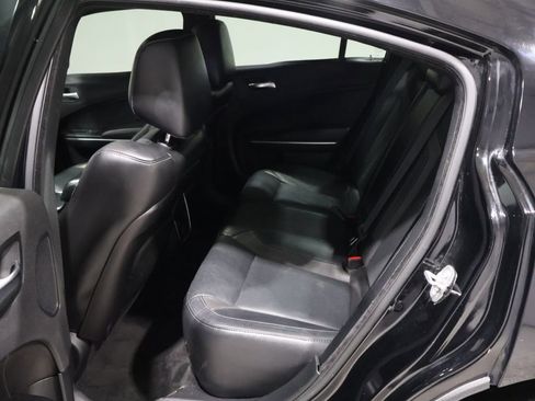 Used 2018 Dodge Charger GT image 19