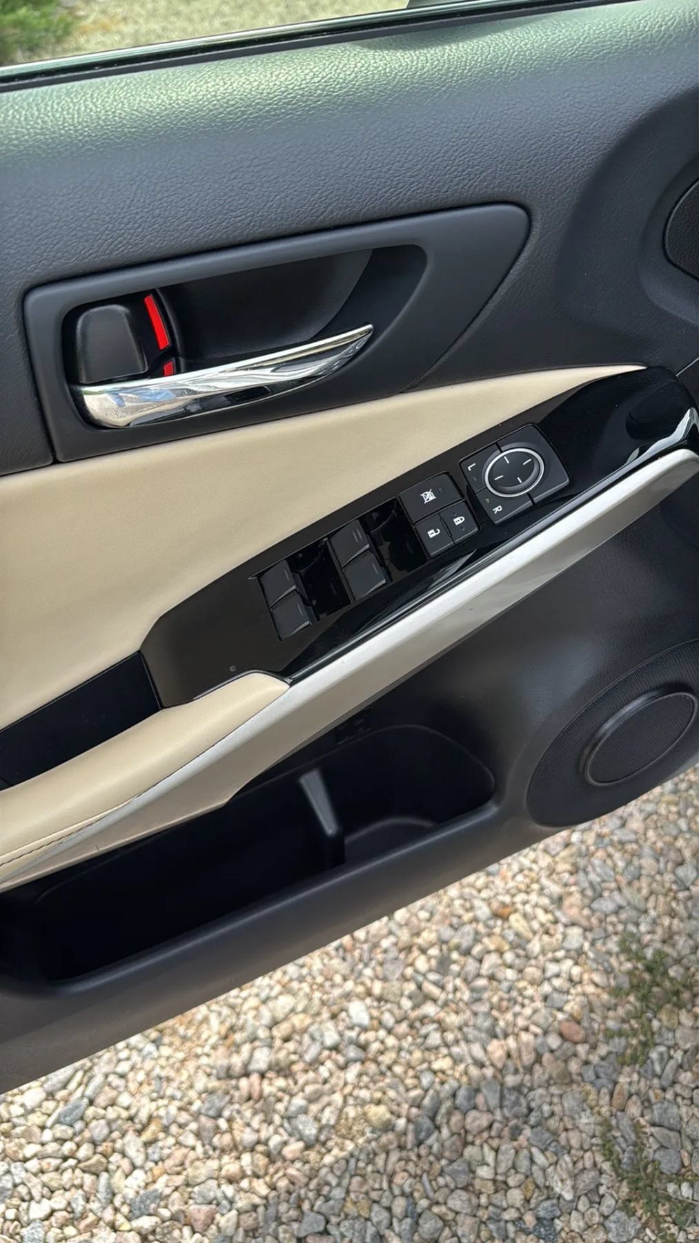 Used 2015 Lexus IS 250 AWD w/ Navigation System Package image 12