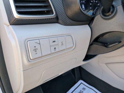 Used 2019 Hyundai Tucson SE AWD/4WD image 37