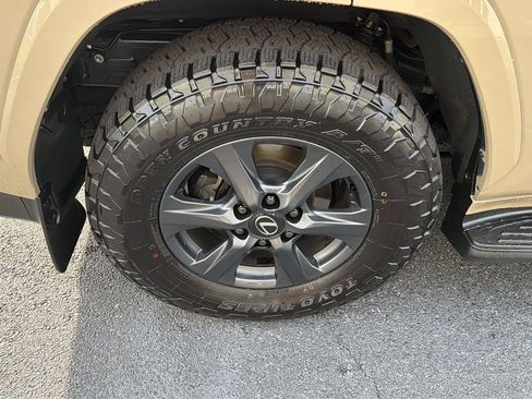 Certified 2025 Lexus LX 700h Overtrail AWD/4WD image 41