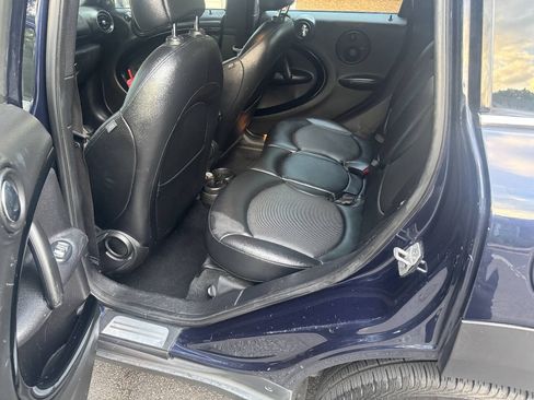 Used 2016 MINI Cooper Countryman S w/ Navigation Package FWD image 18