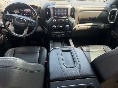 Used 2020 GMC Sierra 2500 Denali w/ Denali Ultimate Package AWD/4WD image 24