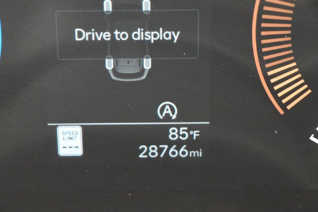 Used 2025 Hyundai Tucson SEL FWD image 4