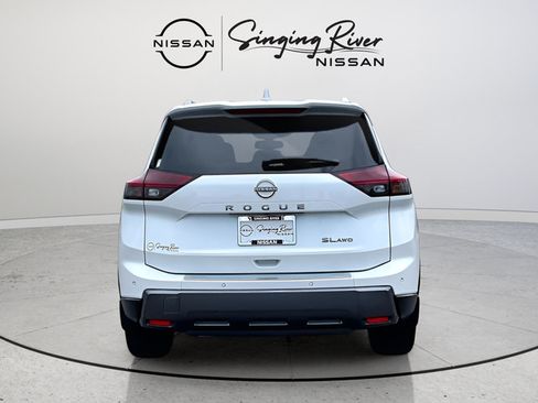 Certified 2024 Nissan Rogue SL AWD/4WD image 5