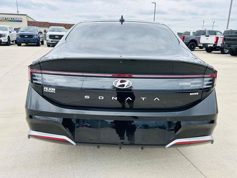 Used 2024 Hyundai Sonata Limited FWD image 39