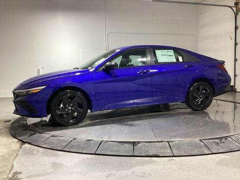 New 2026 Hyundai Elantra Sport w/ Cargo Package image 4