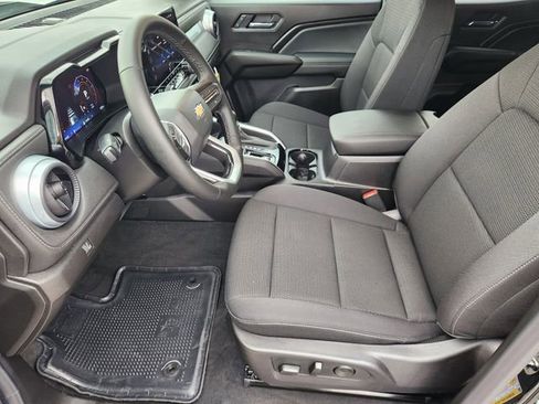 Used 2026 Chevrolet Colorado LT image 13