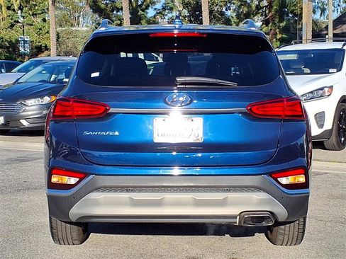 Used 2019 Hyundai Santa Fe SEL image 4