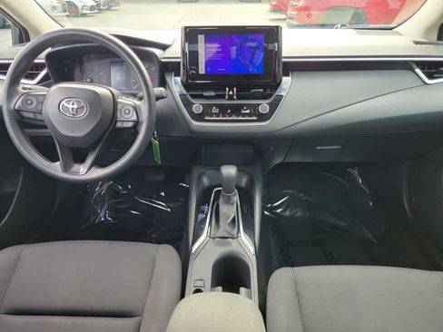 Used 2024 Toyota Corolla LE FWD image 9