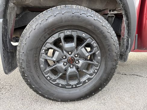 Used 2024 Nissan Frontier PRO-4X w/ Pro Premium Package image 34