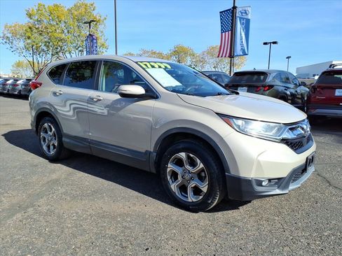 Used 2018 Honda CR-V EX image 3