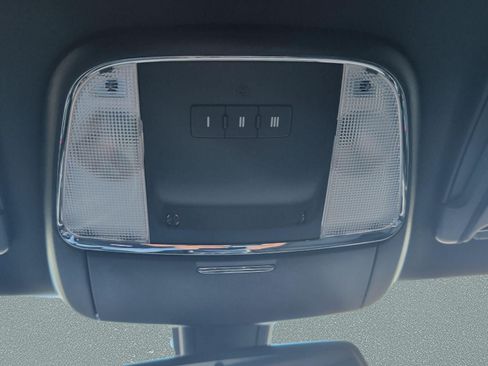 Used 2022 Dodge Charger Scat Pack RWD image 22