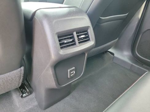 Used 2024 Chevrolet Equinox RS FWD image 13