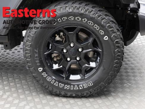 Used 2023 Jeep Wrangler Unlimited w/ Cold Weather Group AWD/4WD image 31
