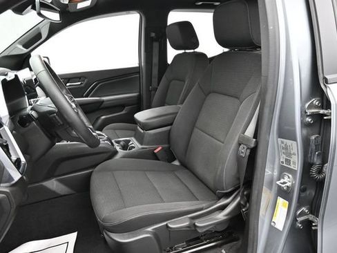 Used 2023 GMC Canyon Elevation w/ Convenience Package RWD image 11