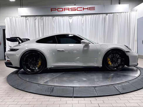 Used 2022 Porsche 911 GT3 RWD image 10