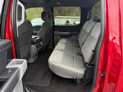 Used 2021 Ford F150 XLT w/ Equipment Group 302A High AWD/4WD image 9