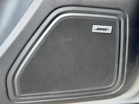 Certified 2022 Porsche Macan AWD/4WD image 15
