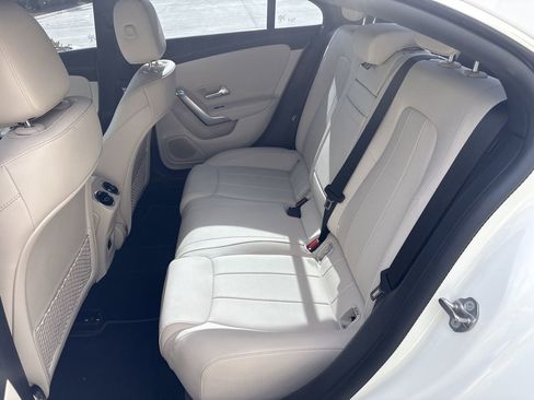 Used 2022 Mercedes-Benz CLA 250 image 12