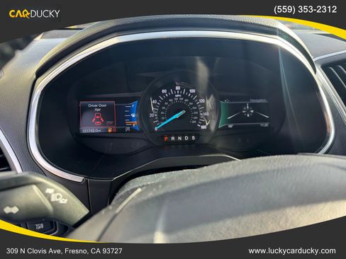 Used 2020 Ford Edge Titanium image 12