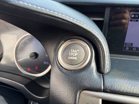 Used 2014 Lexus IS 250 w/ Navigation Package image 29