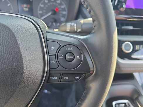 Used 2023 Toyota Corolla SE image 18