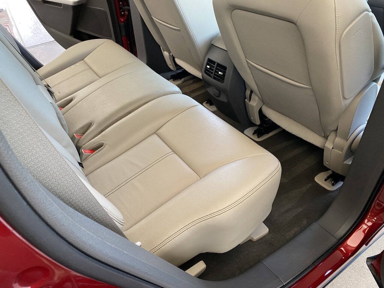 Used 2013 Ford Edge SEL FWD image 28