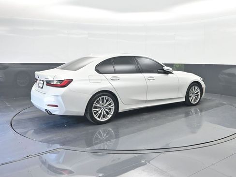 Used 2023 BMW 330i Sedan w/ Driving Assistance Package RWD image 15