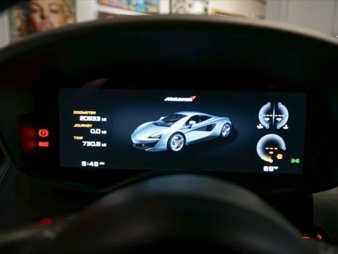 Used 2017 McLaren 570S Coupe image 15