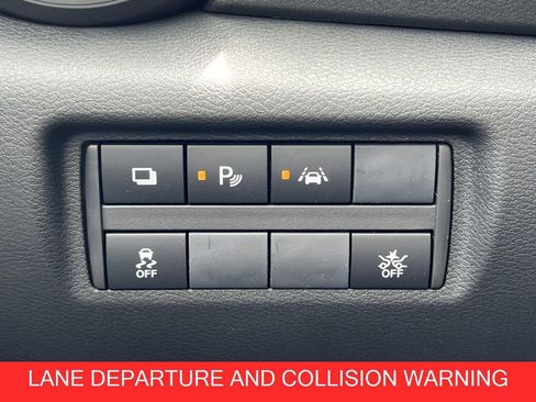 Used 2025 Nissan Versa S w/ Trunk Package image 13