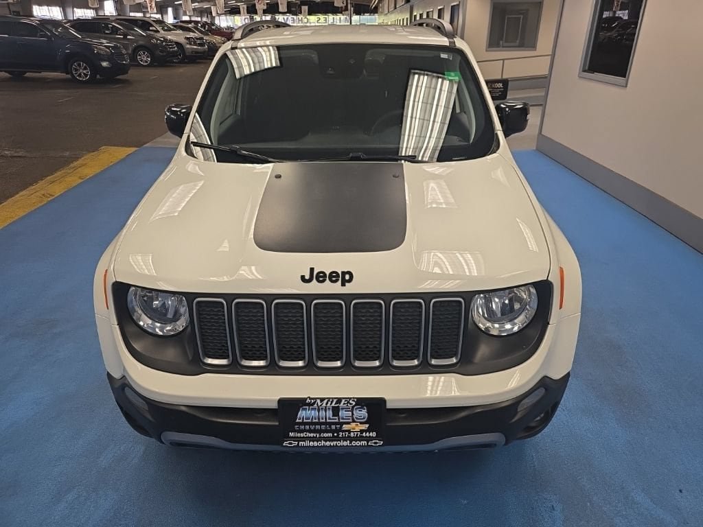 Used 2023 Jeep Renegade Latitude AWD/4WD image 15
