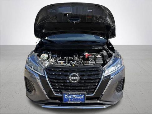Certified 2024 Nissan Kicks SV image 5