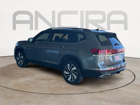 Used 2024 Volkswagen Atlas SE FWD image 8