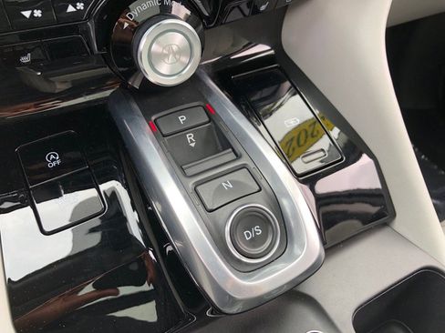 Used 2023 Acura MDX SH-AWD w/ Technology Package image 27