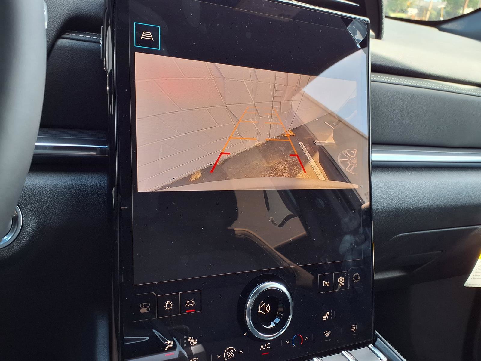 New 2027 GMC Terrain Elevation FWD image 3