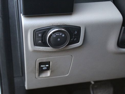 Used 2020 Ford F150 XL w/ Equipment Group 101A Mid image 22