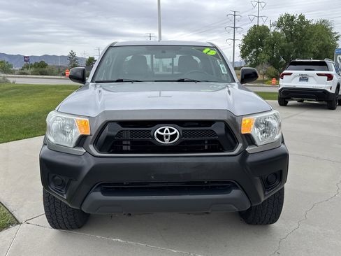 Used 2015 Toyota Tacoma 4x4 Access Cab w/ Convenience Package image 8