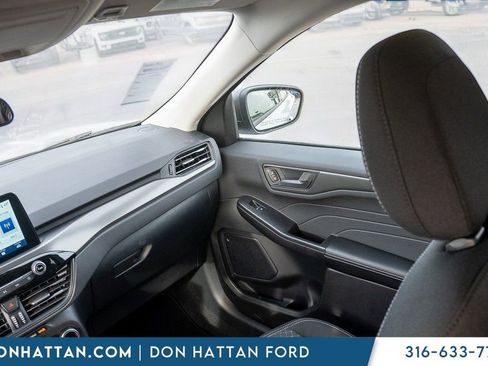 New 2026 Ford Escape Active w/ Cold Weather Package FWD image 15
