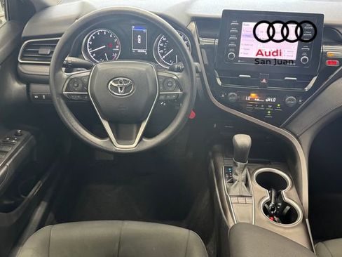 Used 2022 Toyota Camry LE image 3