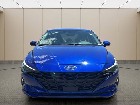 Certified 2023 Hyundai Elantra SEL w/ Convenience Package FWD image 8